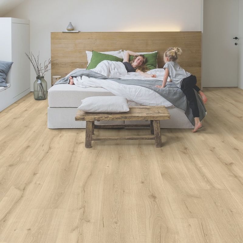 stratifié QUICKSTEP MJ3550 chêne desert naturel clair