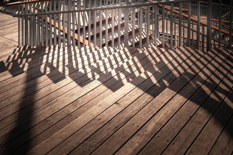 Terrasse Bois exotique en Provence